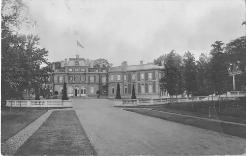 BR75019 Echtfoto Surrey Willey UK