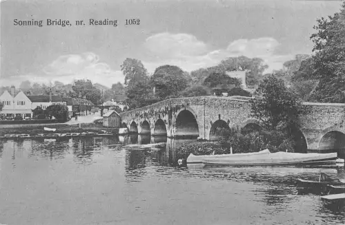 BR97437 sonning bridge nr reading uk