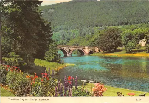 uk44702 river tay and bridge kenmore scotland uk