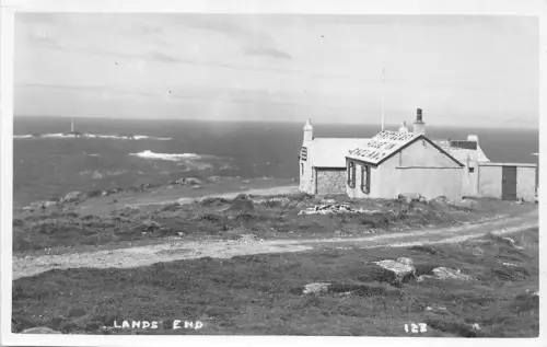 BR62610 lands end real photo uk