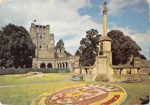 uk28114 kelso abbey and war memorial roxburgh scotland real photo uk