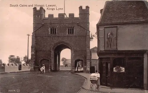 BR97239 Valentinstag 5953 Südtore und ehrlicher Anwalt Könige Lynn UK Echtfoto