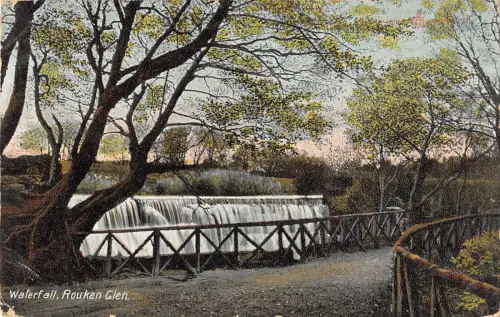 uk19428 wasserfall rouken glen scotland uk