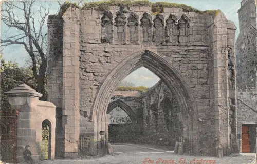 uk31548 the pends st andrews scotland uk