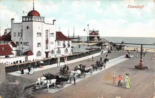 BR74458 lowestoft chariot uk