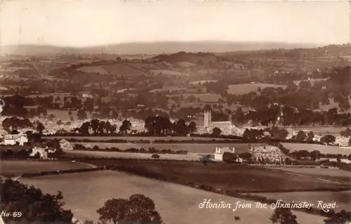 BR64142 Honiton von der Axminster Road Echtfoto UK
