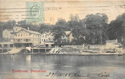 BR64047 boathouse richmond uk