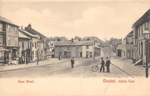 BR74544 Fahrrad Look East Town Street Thaxted UK