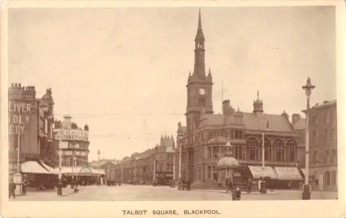 BR97326 Tischboot Square Blackpool UK Echtfoto