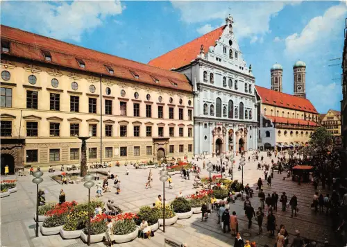 B47368 München Fußgängerzone Germany