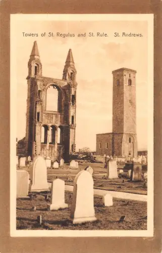BR79709 Türme von St Regulus und St Rule St Andrews Schottland