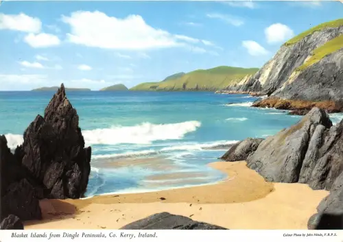 uk51787 Blasket Islands from Dingle Peninsula Kerry Ireland