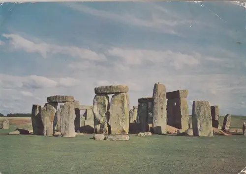 BF25049 stonehenge wiltshire from the sooth west united kingdom front/back image