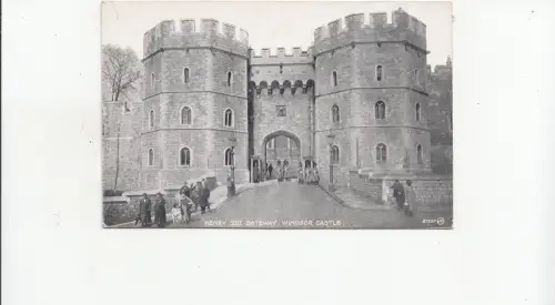 B79818 Windsor Castle United Kingdom Henry VIII Gateway Front/Back Bild