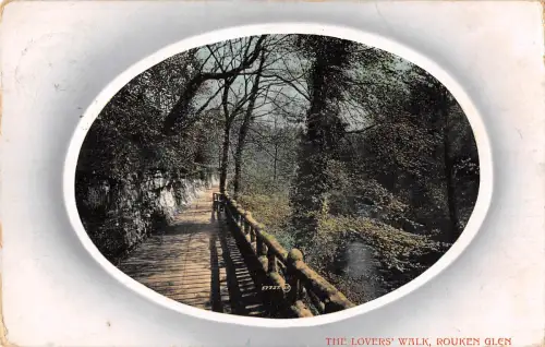 uk13326 lovers walk rouken glen scotland uk