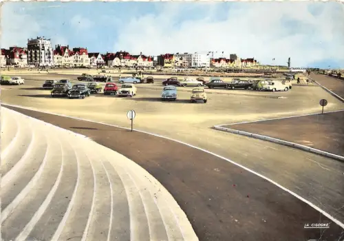 Lot192 Frankreich Echtfoto Le Touquet der neue Deichwagen Echtfoto