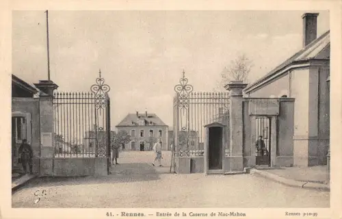 B107858 Frankreich Rennes Entree de la Caserne de Mac-Mahon Echtfoto UK