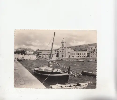 BF27715 port vendres l eglise et le port de peche ship france front/back image