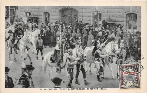 B71899 a Koronazasi menet a korornazsasi dombhoz indul horses chevaux Hungary