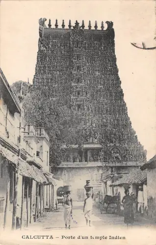 BR45980 calcutta porte d un temple indien india