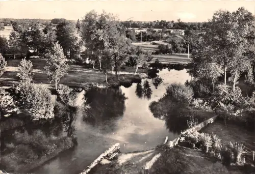 BR29212 Ruffec Aiguependante une vue sur la Charente france