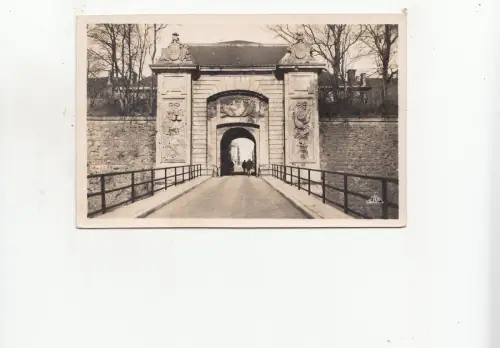 BF26693 longwy hurt porte de france france front/back image