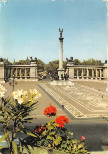 BT16032 Heldenplatz mit dem Milenium Denkmal Budapest Ungarn