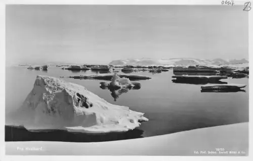 B92303 fra svalbard echtfoto norwegen