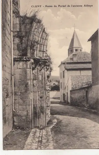 BF16410 restes du portail de l ancienne abbaye cluny france front/back image