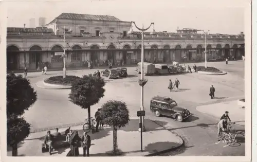 BF25853 le mans la gare car france front/back image