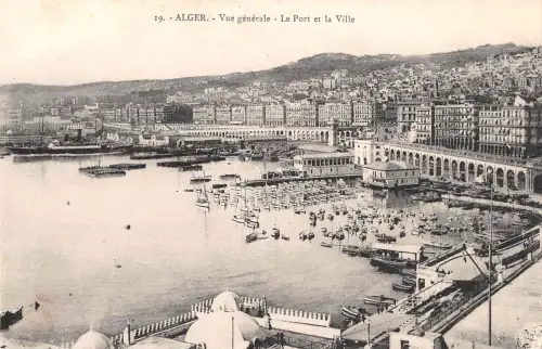 BR78140 vue generale le port et la ville algeria africa