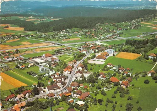 BG28263 flugaufnahme safenwil ag schweiz