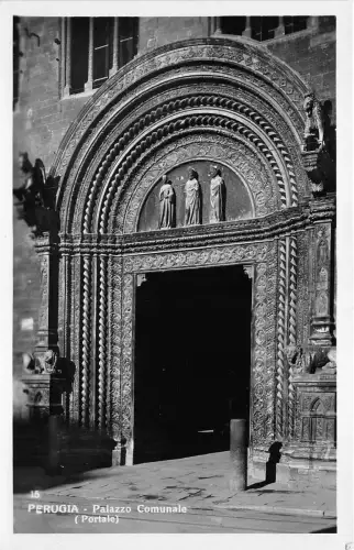 BR18779 Palazzo Comunale Perugia Italien