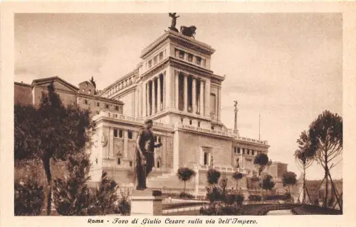 B93427 roma foro di giulio cesare sulla via dell impero italy