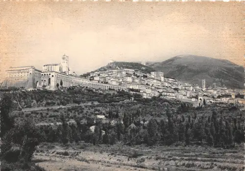 BR18707 Assisi Panorama Italien