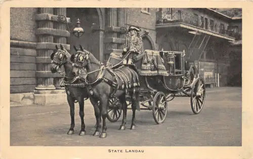 Lot144 State Landau Pferdekutsche Royal Stables UK Militär