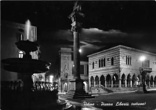 BG3062 udine piazza liberta notturno CPSM 15x9,5cm italy