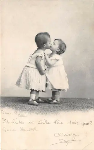 Lot174 Kinder kleines Mädchen Postkarte Schweiz