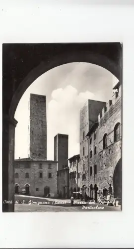 BF33022 piazza del duomo siena citta di s gimignano italy front/back image