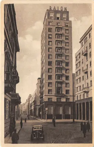 Lot108 milano italy st babila tower car