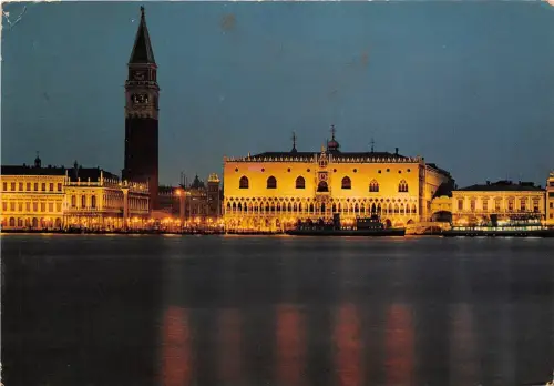 BG13641 bacino di s marco notturno venezia italy