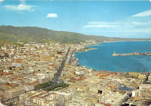 B58275 Messina The golf and Garibaldi Street italy