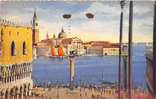 B39372 Venezia Piazzetta S Marco e Chiesa S Giorgio italy