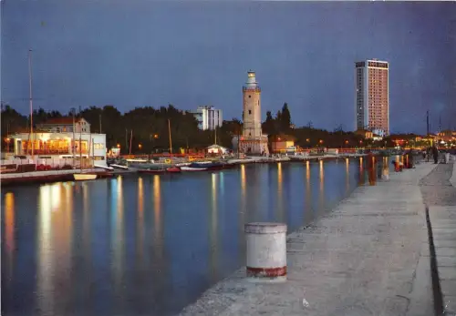 BR21946 Porto Canale con lo sfonto del Grattacielo Rimini italy