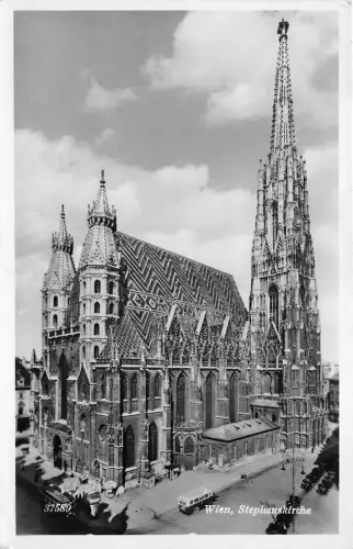 bg24383 car voiture wien stephanskirche austria PCA