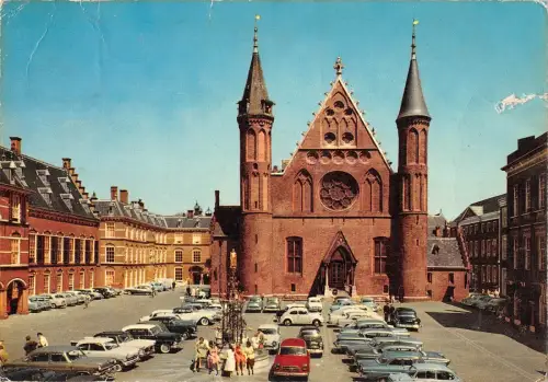 BT6150 S Gravenhage salle de chevaliers cour interieure car voit Netherlands