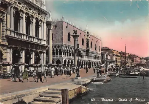 BT2124 St. Marcus Pier Venezia Italien