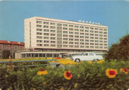 BT16017 viesnica daugava car voiture Riga Latvia