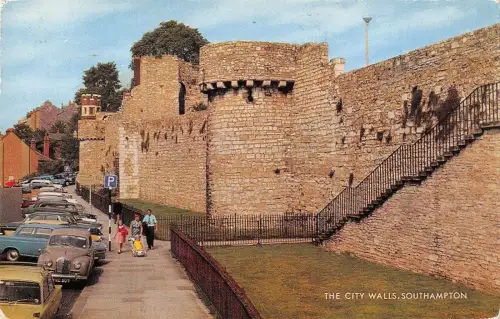 BR66334 the city walls southampton car voiture uk 14x9cm