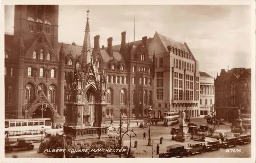 uk13092 albert square manchester uk tramway 